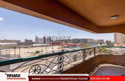 Apartment - 4 Bedrooms - 3 Bathrooms for sale in 14th of May Bridge - Smouha - Hay Sharq - Alexandria