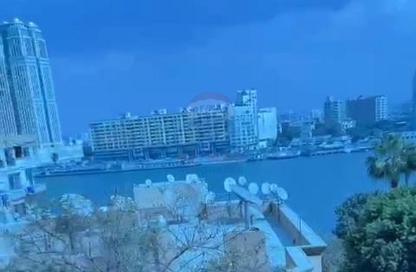 شقة - 3 غرف نوم - 4 حمامات للبيع في شارع محمد مظهر - الزمالك - القاهرة
