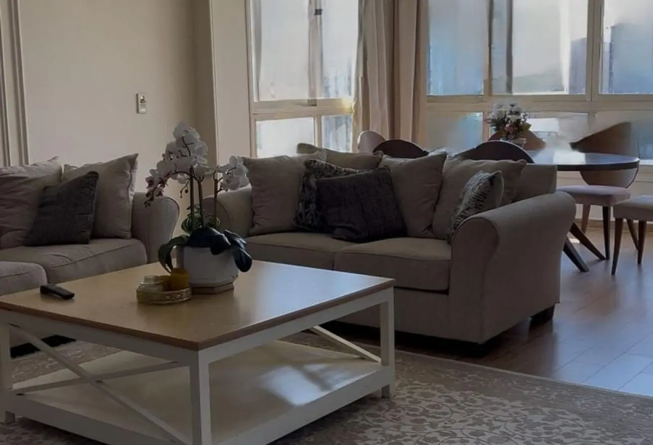117787420 - Property Main Image