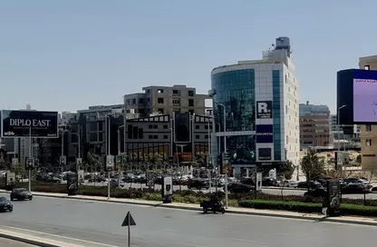 Office Space - 1 Bedroom - 2 Bathrooms for rent in North Teseen St. - The 5th Settlement - New Cairo City - Cairo