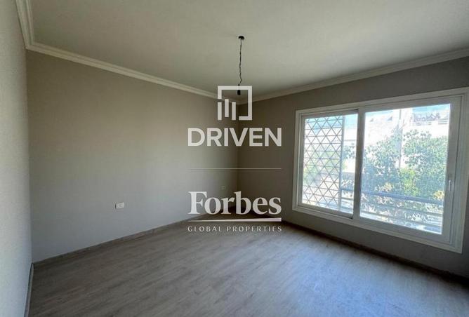 8707045 - Property Image 3