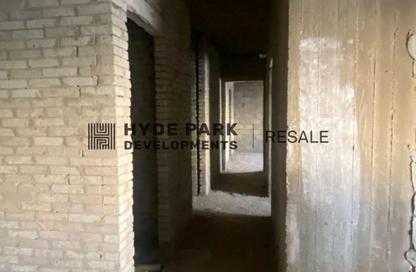 Apartment - 2 Bedrooms - 2 Bathrooms for sale in Centerville - Hyde Park - New Cairo City - Cairo