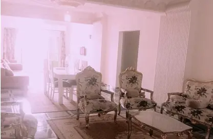 شقة - 2 غرف نوم - 1 حمام للبيع في شارع محمود عوض - المنطقة السادسة - مدينة نصر - القاهرة