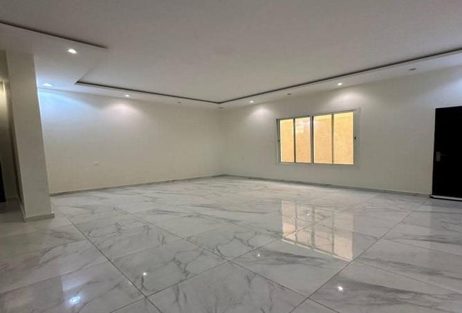 8601714 - Property Image 2