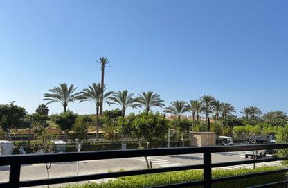 شاليه - 3 غرف نوم - 3 حمامات للبيع في مراسي - سيدي عبد الرحمن - الساحل الشمالي شاليه - 3 غرف نوم - 3 حمامات للبيع في مراسي - سيدي عبد الرحمن - الساحل الشمالي