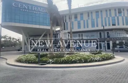 معرض - استوديو - 2 حمامات للبيع في محور 26 يوليو - الحي السادس - الشيخ زايد - الجيزة