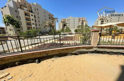 Apartment - 2 Bedrooms - 3 Bathrooms for sale in District 5 - 5th Settlement Compounds - The 5th Settlement - New Cairo City - Cairo