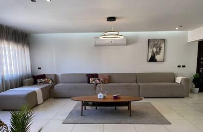 Apartment - 3 Bedrooms - 3 Bathrooms for rent in Mohi Al Din Abou El Ezz St. - Mohandessin - Giza