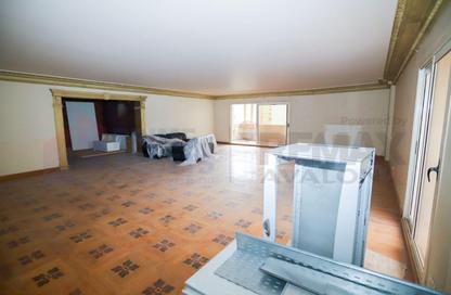 Apartment - 4 Bedrooms - 4 Bathrooms for sale in Smouha - Hay Sharq - Alexandria Apartment - 4 Bedrooms - 4 Bathrooms for sale in Smouha - Hay Sharq - Alexandria