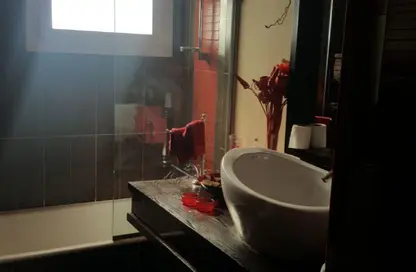 Apartment - 3 Bedrooms - 2 Bathrooms for rent in Zayed 2000 - 4th District - Sheikh Zayed City - Giza