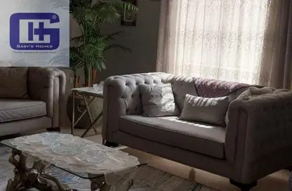 Apartment - 2 Bedrooms - 2 Bathrooms for sale in Palm Hills Village Gate - South Investors Area - New Cairo City - Cairo