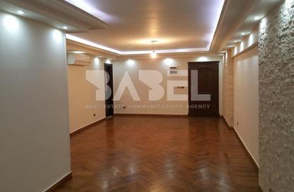 Apartment - 3 Bedrooms - 1 Bathroom for sale in Smouha - Hay Sharq - Alexandria