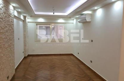 Apartment - 3 Bedrooms - 1 Bathroom for sale in Smouha - Hay Sharq - Alexandria
