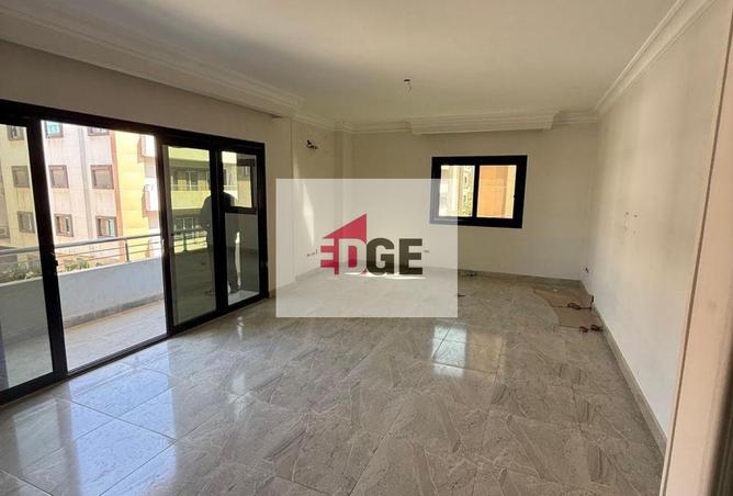 65158428 - Property Main Image