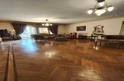 Apartment - 3 Bedrooms - 2 Bathrooms for sale in Wadi Al Nile St. - Mohandessin - Giza