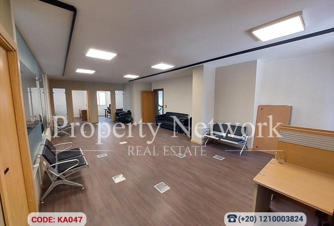77598778 - Property Image 2