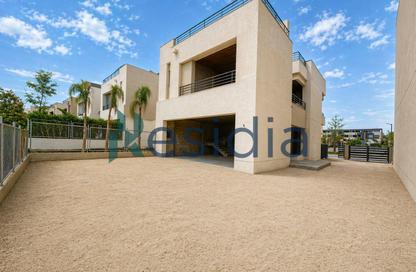 Villa - 4 Bedrooms - 4 Bathrooms for sale in The Crown - Cairo Alexandria Desert Road - 6 October City - Giza