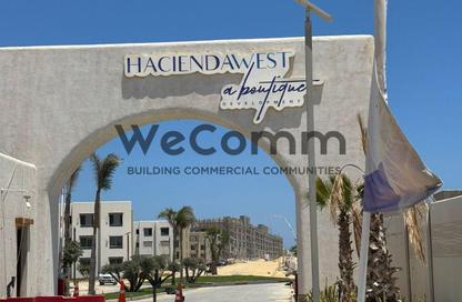 Chalet - 3 Bedrooms - 4 Bathrooms for sale in Hacienda West - Ras Al Hekma - North Coast