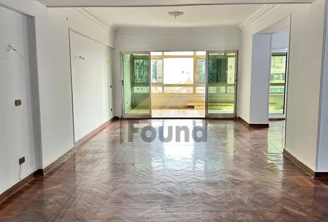 118538369 - Property Image 3
