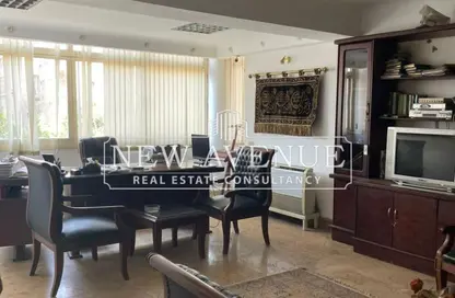 مساحات مكتبية - 6 غرف نوم - 1 حمام للبيع في شارع الطيران - رابعة العدوية - مدينة نصر - القاهرة