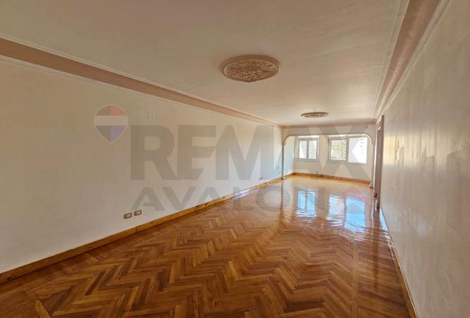 100648540 - Property Image 3