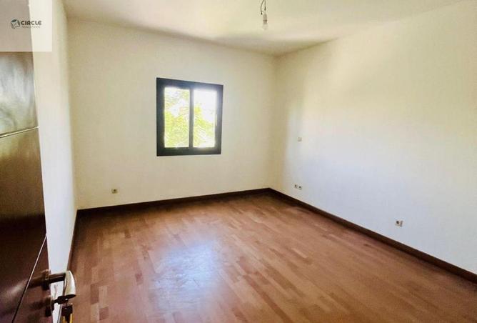 67742545 - Property Image 2