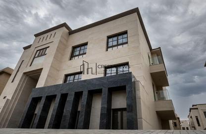 Villa - 7+ - 7+ for sale in Katameya Dunes - El Katameya Compounds - El Katameya - New Cairo City - Cairo