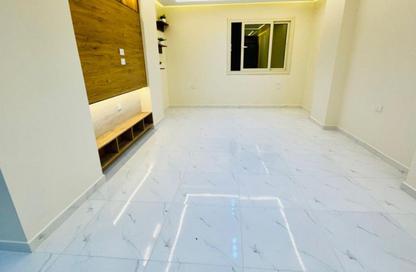Apartment - 2 Bedrooms - 2 Bathrooms for sale in Gate 4 - Mena - Hadayek El Ahram - Giza