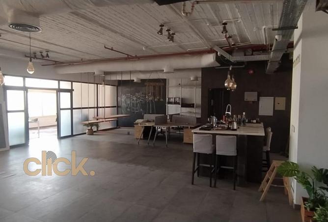 83988212 - Property Main Image