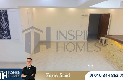 Apartment - 2 Bedrooms - 1 Bathroom for sale in Mahmoud Al Essawy St. - Miami - Hay Awal El Montazah - Alexandria