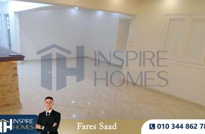 Apartment - 2 Bedrooms - 1 Bathroom for sale in Mahmoud Al Essawy St. - Miami - Hay Awal El Montazah - Alexandria