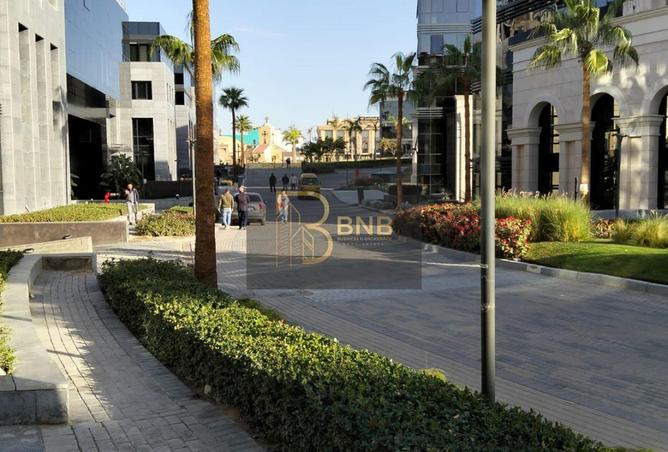 70372345 - صورة العقار 2