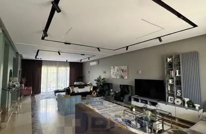 منزل مزدوج - 5 غرف نوم - 4 حمامات للبيع في جراند هايتس - التوسعات الشمالية - مدينة 6 أكتوبر - الجيزة