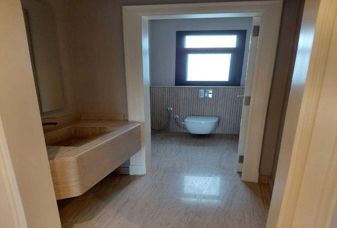 82101634 - Property Image 2