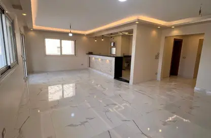 شقة - 3 غرف نوم - 3 حمامات للايجار في S2 - سراي - كمبوندات مدينة المستقبل - مدينة المستقبل - القاهرة