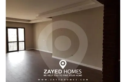 شقة - 3 غرف نوم - 3 حمامات للايجار في ذا كورت ياردز - كمبوندات الشيخ زايد - الشيخ زايد - الجيزة