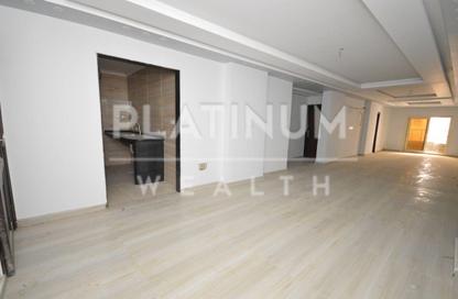 Apartment - 3 Bedrooms - 1 Bathroom for sale in Doctor Ahmed Al Sayed St. - Sidi Gaber - Hay Sharq - Alexandria Apartment - 3 Bedrooms - 1 Bathroom for sale in Doctor Ahmed Al Sayed St. - Sidi Gaber - Hay Sharq - Alexandria