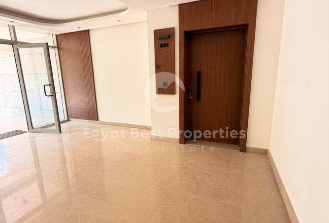 70100560 - صورة العقار 2