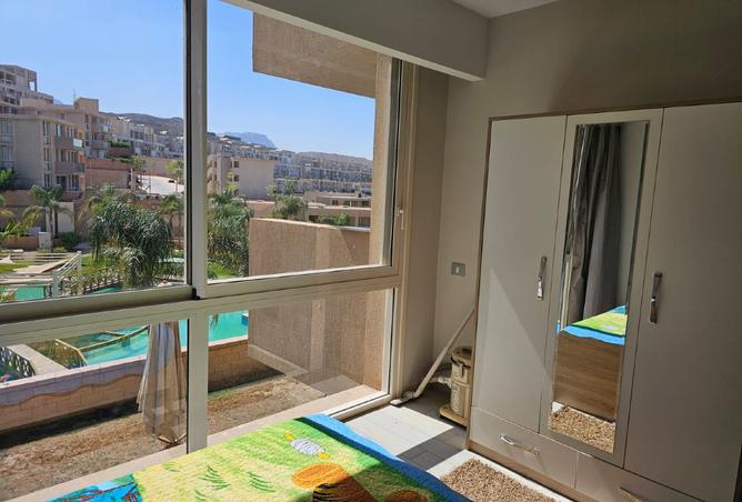 101787021 - Property Image 3