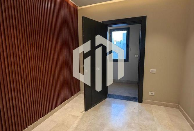 57485577 - Property Image 2