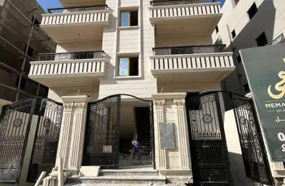 شقة - 3 غرف نوم - 2 حمامات للبيع في شارع النوادي - حدائق اكتوبر - مدينة 6 أكتوبر - الجيزة