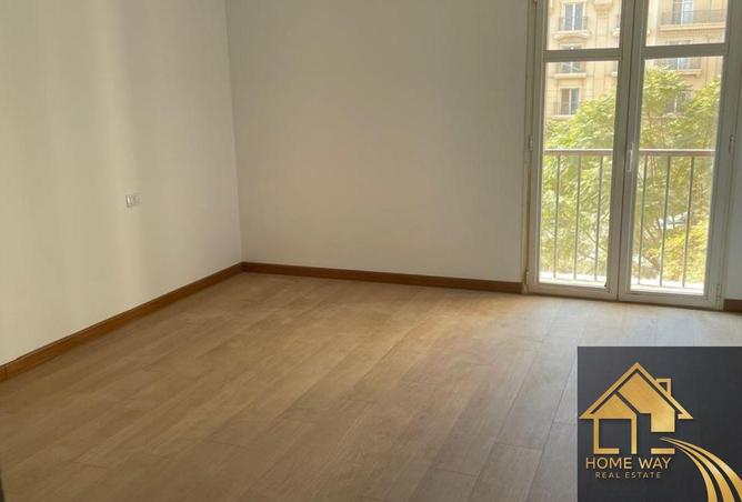73770355 - Property Image 3