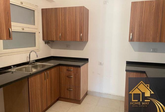 73770355 - Property Image 2