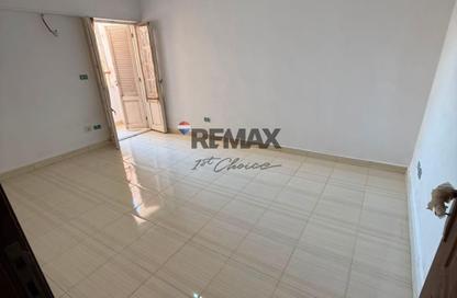 Apartment - 3 Bedrooms - 2 Bathrooms for sale in Helmeyet El Zaitoun - Hay El Zaytoun - Cairo Apartment - 3 Bedrooms - 2 Bathrooms for sale in Helmeyet El Zaitoun - Hay El Zaytoun - Cairo