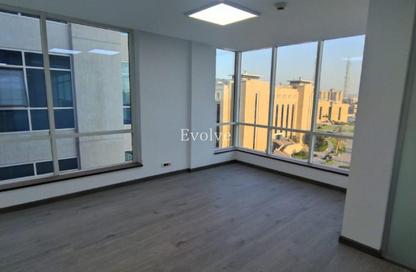 Office Space - Studio - 4 Bathrooms for rent in Al Laselky St. - El Laselky - New Maadi - Hay El Maadi - Cairo