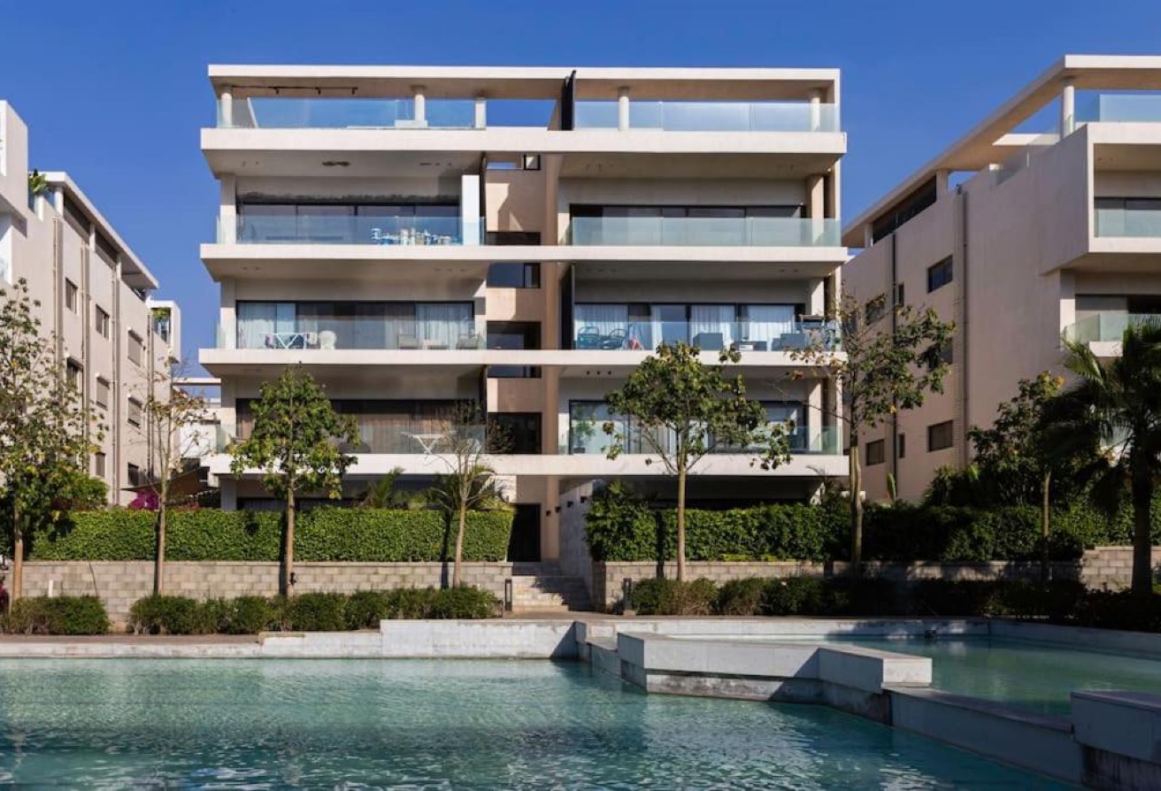 2 BR Apartment In Lake View Residence 2 For Sale thumbnail