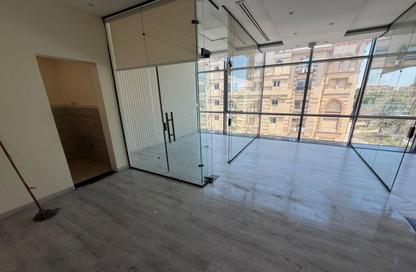 Office Space - Studio - 1 Bathroom for rent in Leven Square Mall - The 1st Settlement - New Cairo City - Cairo
