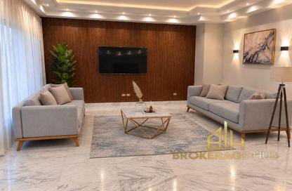 Villa - 5 - 4 for rent in Garden Residence - Hyde Park - New Cairo City - Cairo