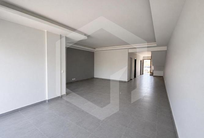 82092715 - Property Main Image
