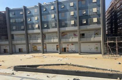 Retail - Studio - 1 Bathroom for sale in Three Sixty - 5th Settlement Compounds - The 5th Settlement - New Cairo City - Cairo